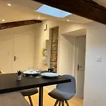 Cocon Mansardé - Velux Et Clim - Hyper Centre Appartement