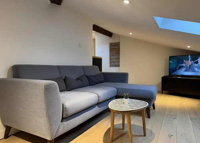 Cocon Mansarde - Velux Et Clim - Hyper Centre شقة تولوز